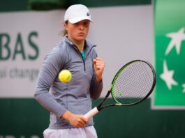 French Open Iga Swiatek defeated top seed simona halep latest sports news in hindi