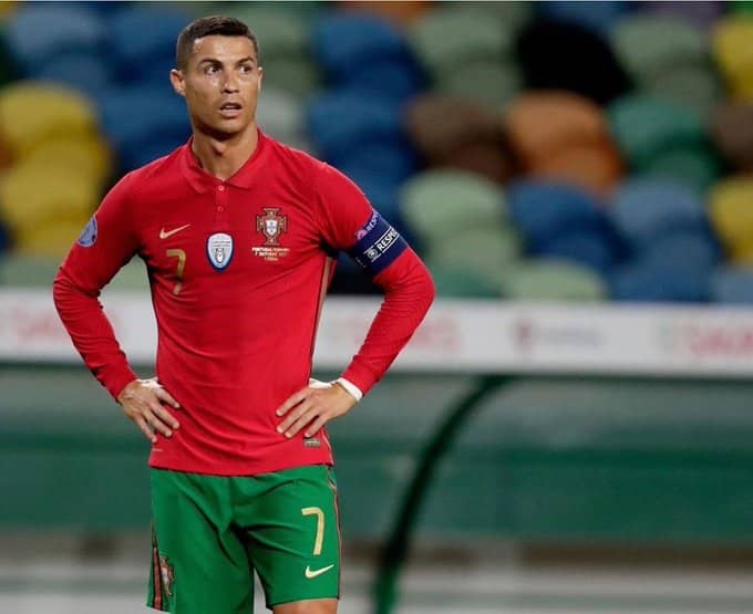 corona infected Ronaldo return to Italy for quarantine latest sports news in hindi