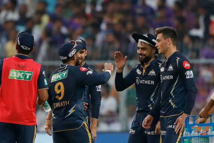 IPL 2023 Gujrat Titans reached the top by scoring a hat-trick of victory, defeated Kolkata by 7 wickets latest sports news in hindi