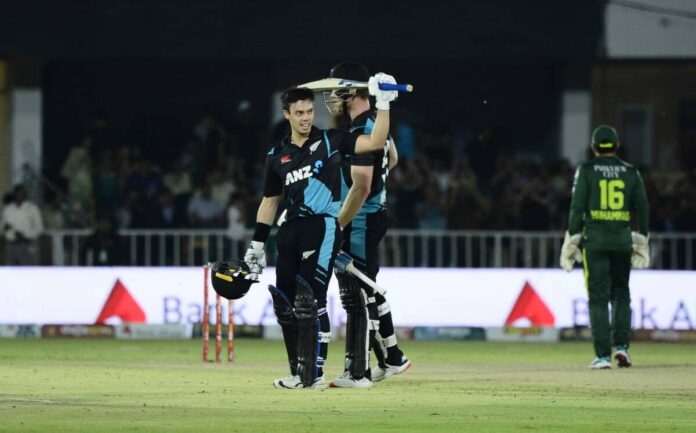 PAK vs NZ t20 series newzealand won 5th match and series equals to 2-2, mark chapman scored hundred