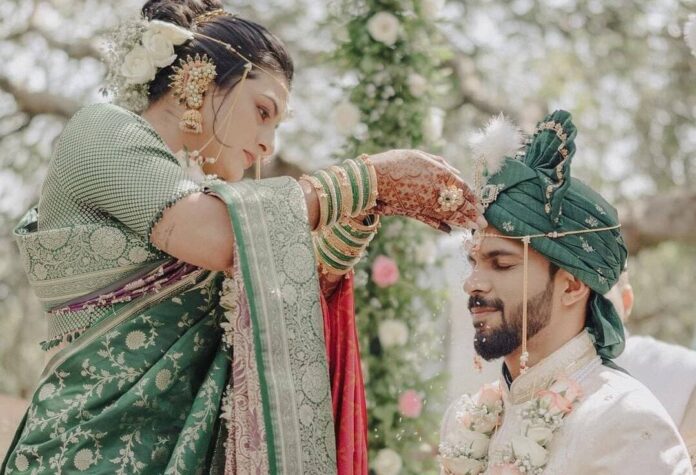 Ruturaj Gaikwad got married with women cricketer utkarsha pawar, shared photos on social media