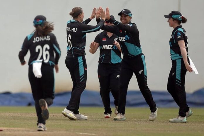 SL(W) vs NZ(W) New Zealand beat Sri Lanka by 8 wickets, Kiwis win series 2-0 latest sports news in hindi