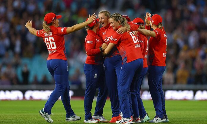 England Cricket Board (ECB) took a big decision, match fees of male and female players will now be equal latest sports news in hindi