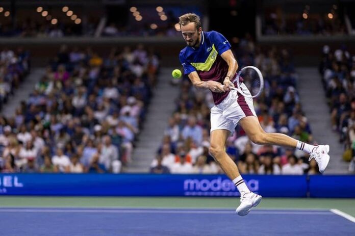 US Open 2023 Medvedev reaches prequarterfinals for the fourth time in a row; Alcarez, Djokovic and Zverev also made it