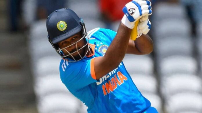 IND vs AUS t20 series, bcci neglected sanju samson again, jitesh sharma given priority, fans got angry on social media