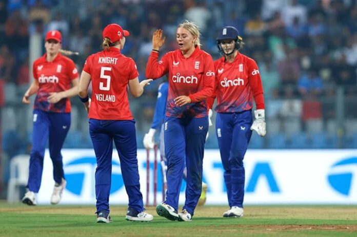 IND vs ENG 2nd T-20 England defeated India by 4 wickets; won series by 2-0 INDW vs ENGW