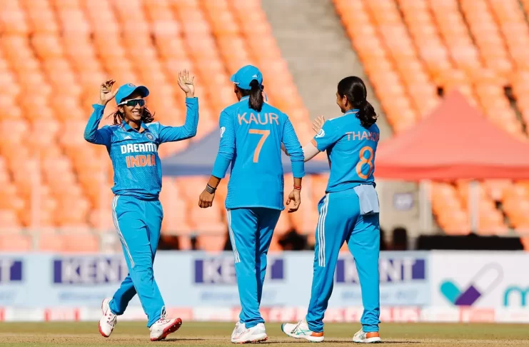 IND W vs AUS W 1st odi today of series of 3 matches, harmanprit kaur, smriti mandhana