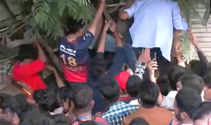 rcb, ipl 2025 champion, stampede in victory parade, latest sports update